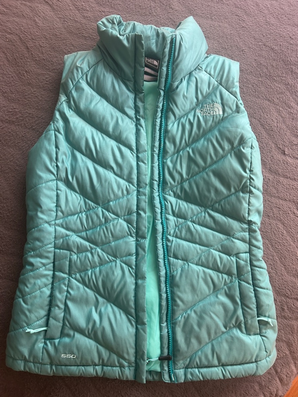 EUC Women’s 550 NorthFace Vest Size S